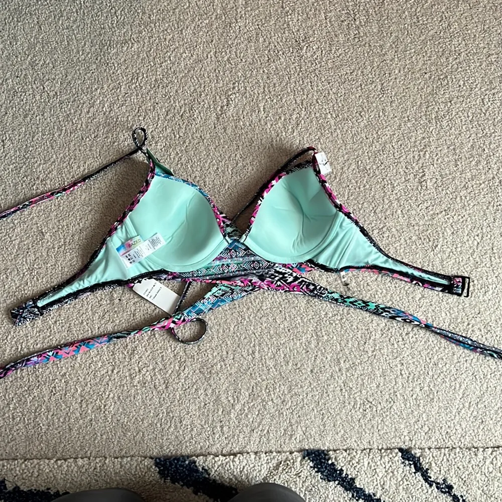 🆕 Sundazed Black Multi Simone Bra-Sized Underwire Wrap Bikini Top 34C - Image 7