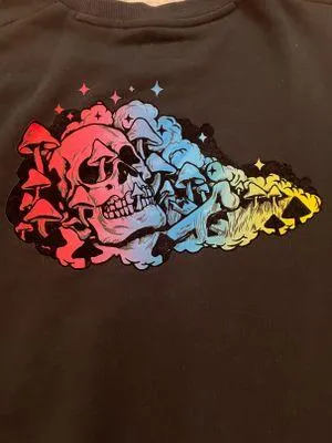 Converse blacklight black crew neck sweatshirt size m - Image 2