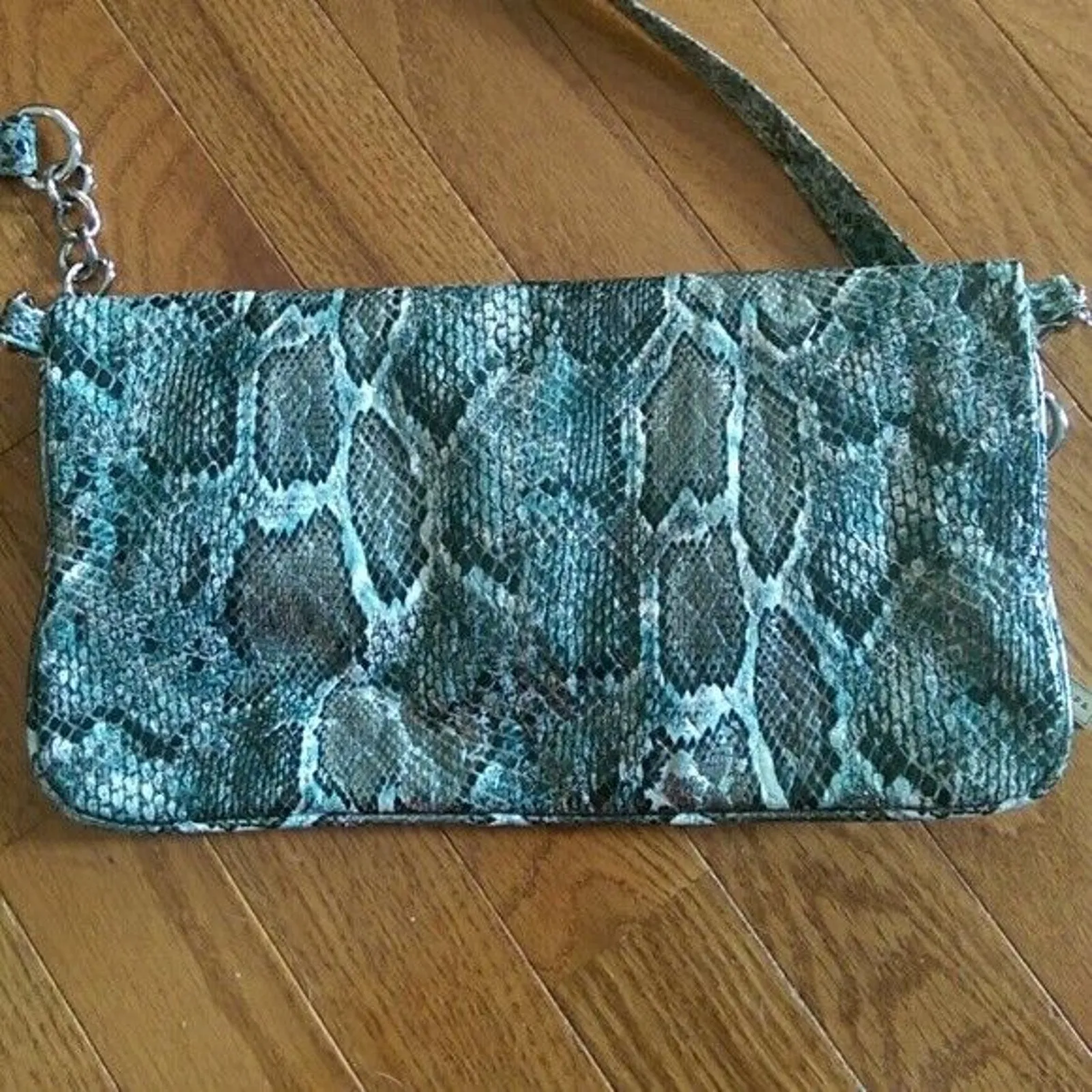 Sofia Vergara Purse Faux Snakeskin Fold Over Shoulder Bag / Handbag - Image 7