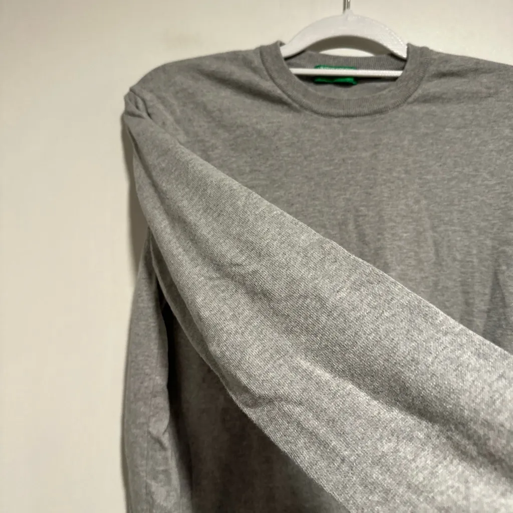 Vintage Women’s Sz: M United Colors Of Benetton Gray Pullover Cotton Sweater. - Image 8