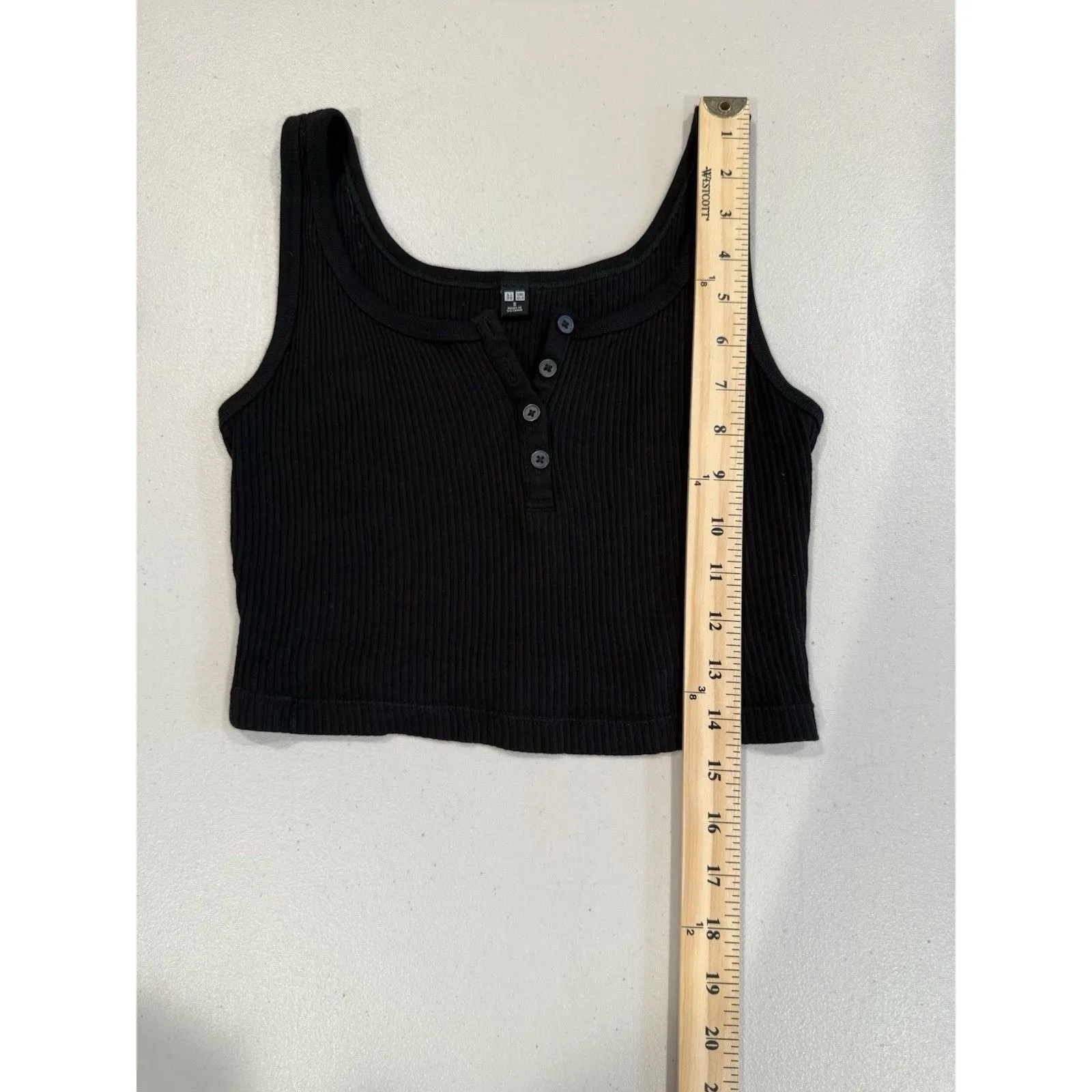 Uniqlo Cropped Tank Top Womens Small Black Ribbed Henley Y2K Stretch Minimal - Image 3