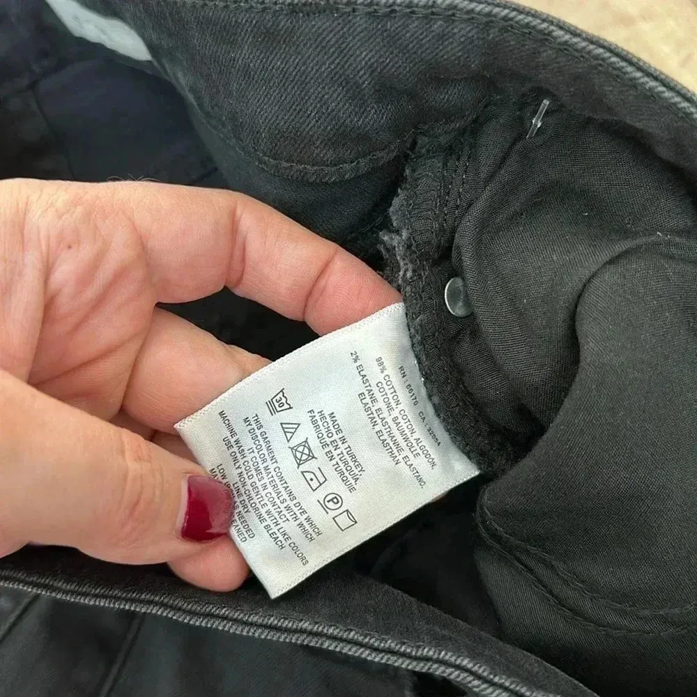 Anthropologie Pilcro Black Studded Flare Cropped Jeans Sz 25 - Image 8