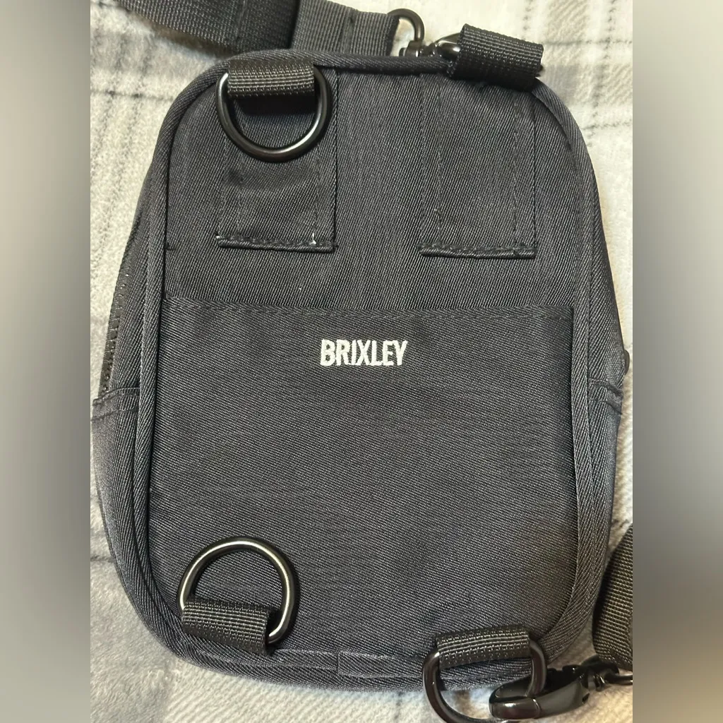 Brixley Jet Crossbody Sling Bag Black - Image 3