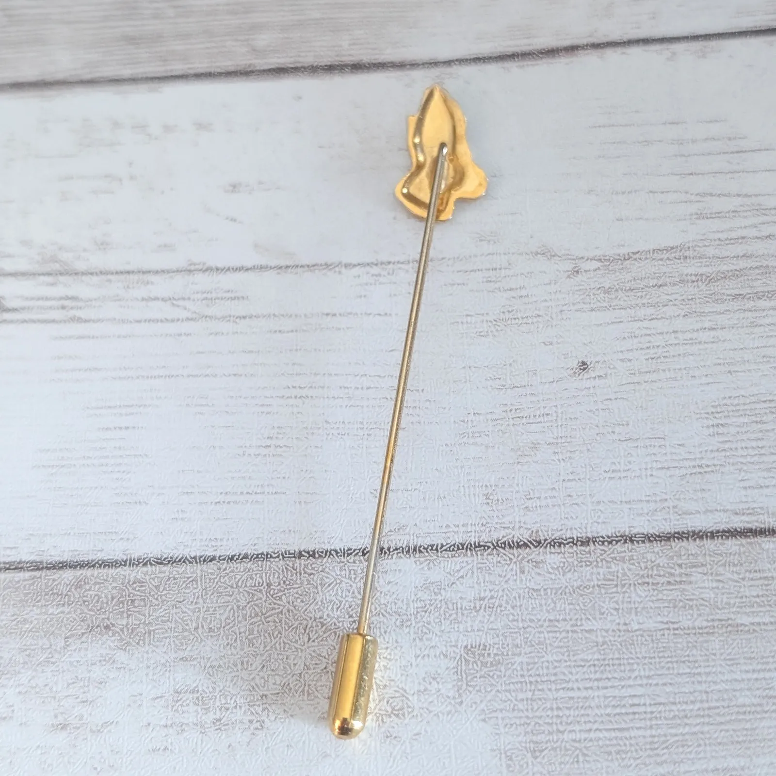 Vintage Hatpin Lapel Pin Praying Hands Gold Tone Christian Religious - Image 3