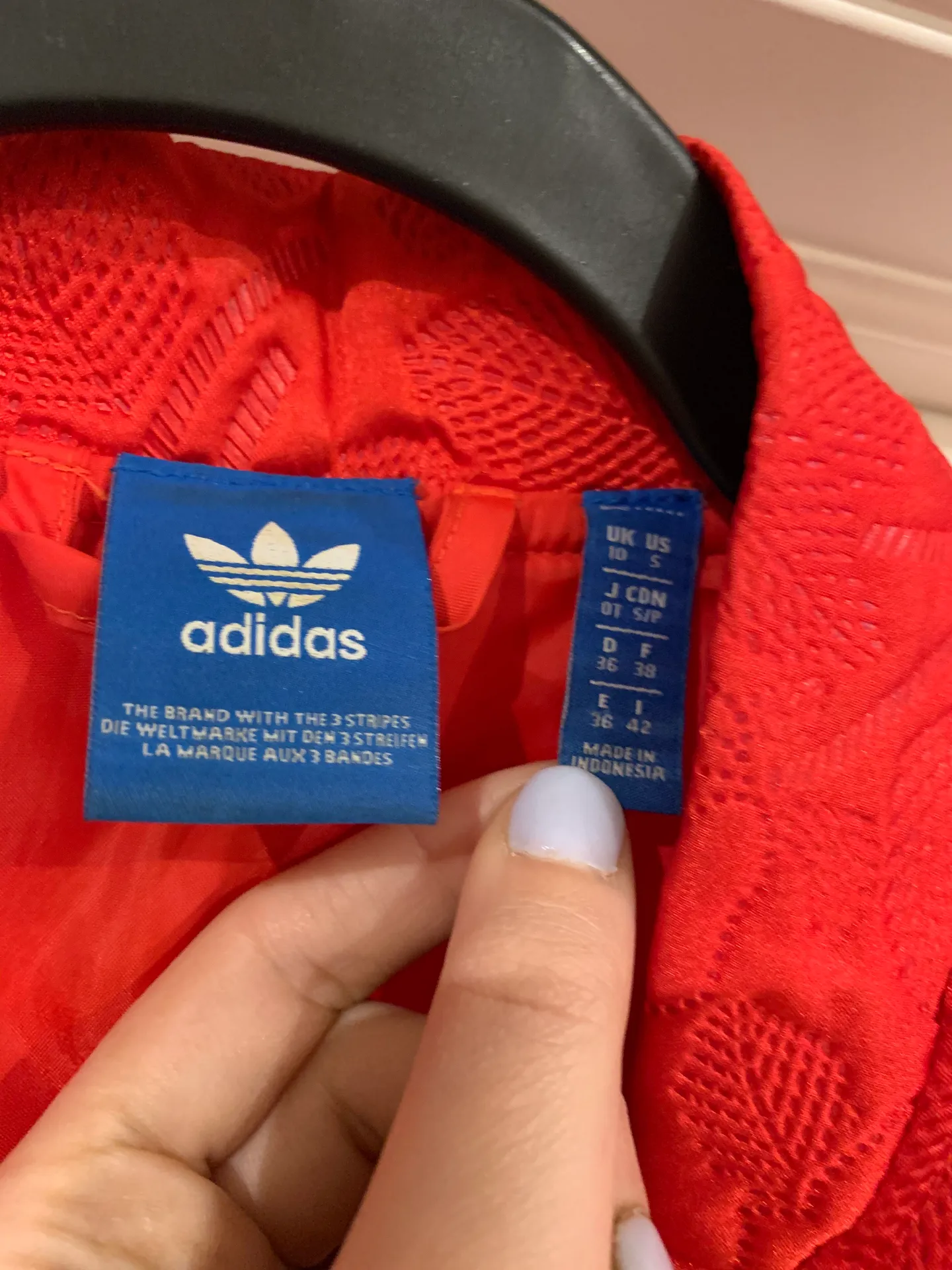 Adidas red floral  jacket - Image 6