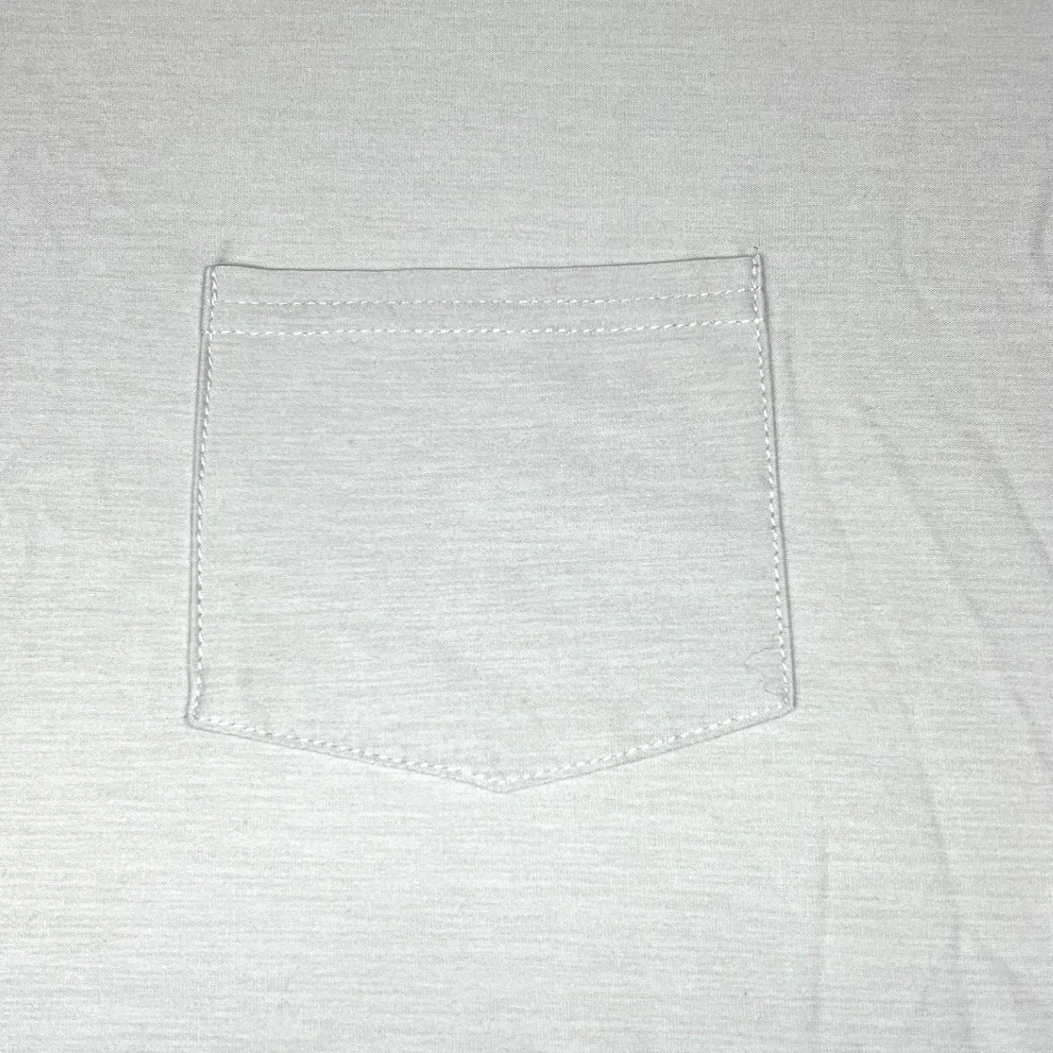 Vuori Lux Performance Tee Womens Medium Beige Short Sleeve Pocket EUC - Image 5