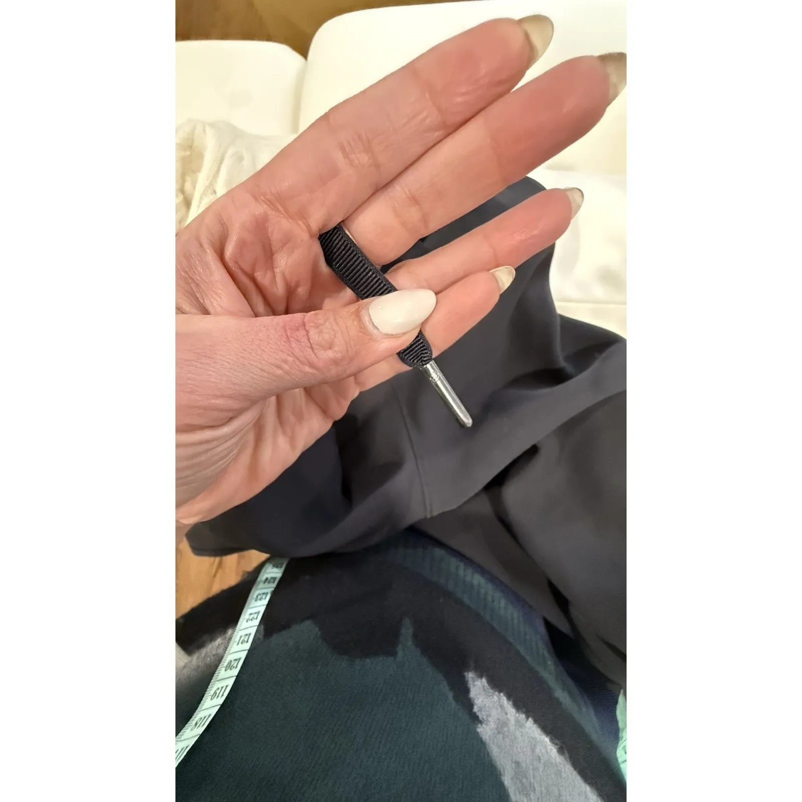 Lululemon Women's On The Fly Pant Style # W5ALWS Travel Pants Sz 2 2477 - Image 10