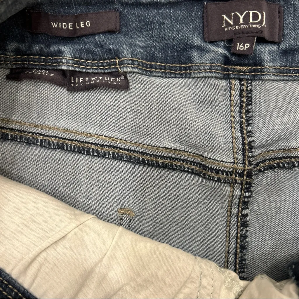 NYDJ HR Major Wide Leg Capri “Fantasy” Jeans Womes 16P Wash Blue Retro NWT - Image 9