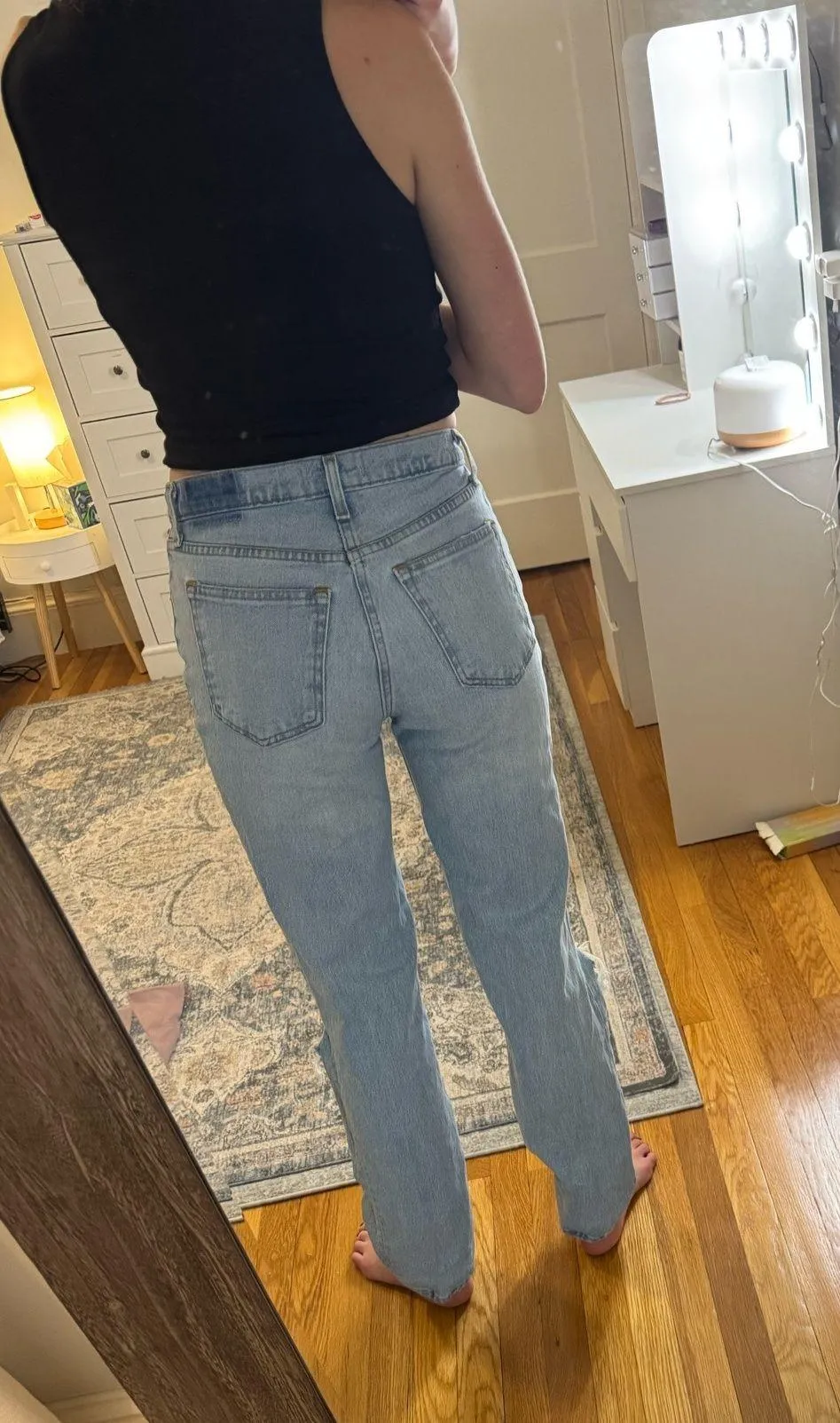 Abercrombie 90s Straight Ultra High-Rise - Image 2