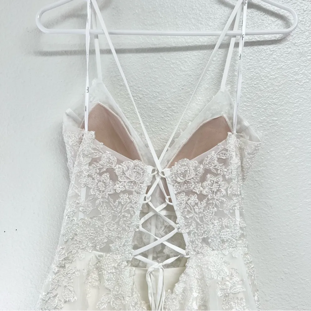 Lulus Luxury White Sheer Tulle Embroidered Beaded Bridal Gown Size Large NWT - Image 8