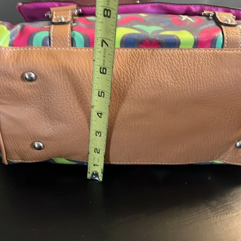 Stylish Multicolor Lily Bloom Handbag - Image 3