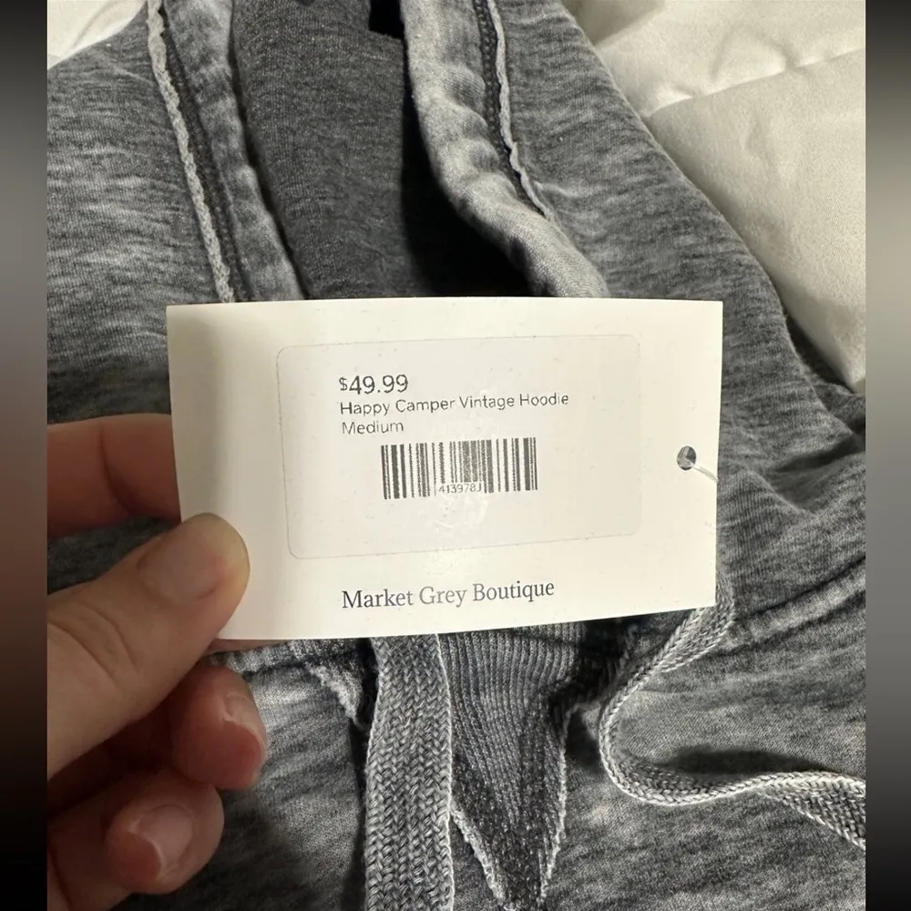 NWT happy camper medium oversized - Image 2