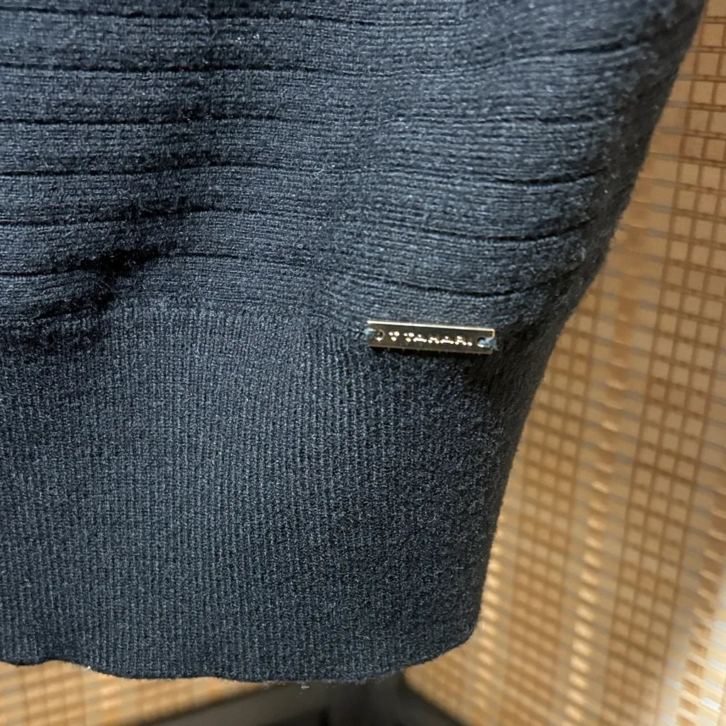 Tahari Classic Black V-Neck Cropped Sweater w/Banded Short Sleeves - Image 2