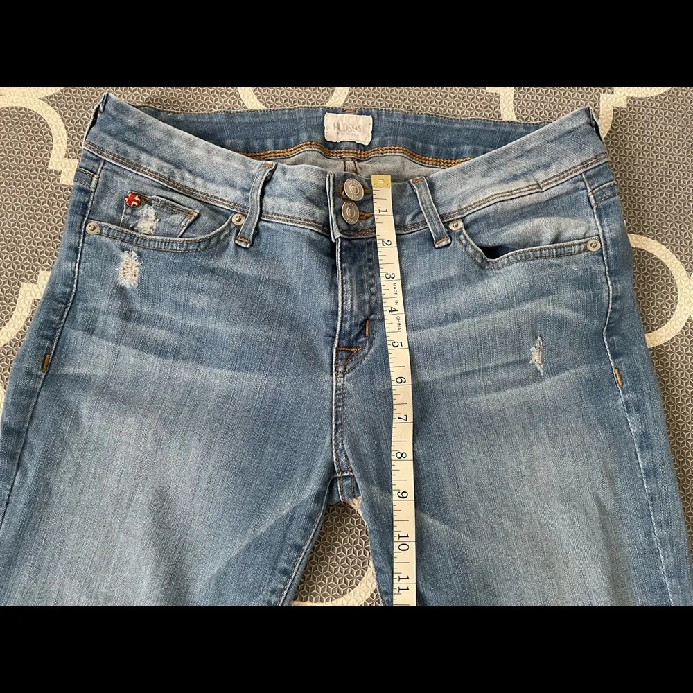 Hudson Ginny Crop Straight Leg Jeans Size 29 in EUC - Image 3