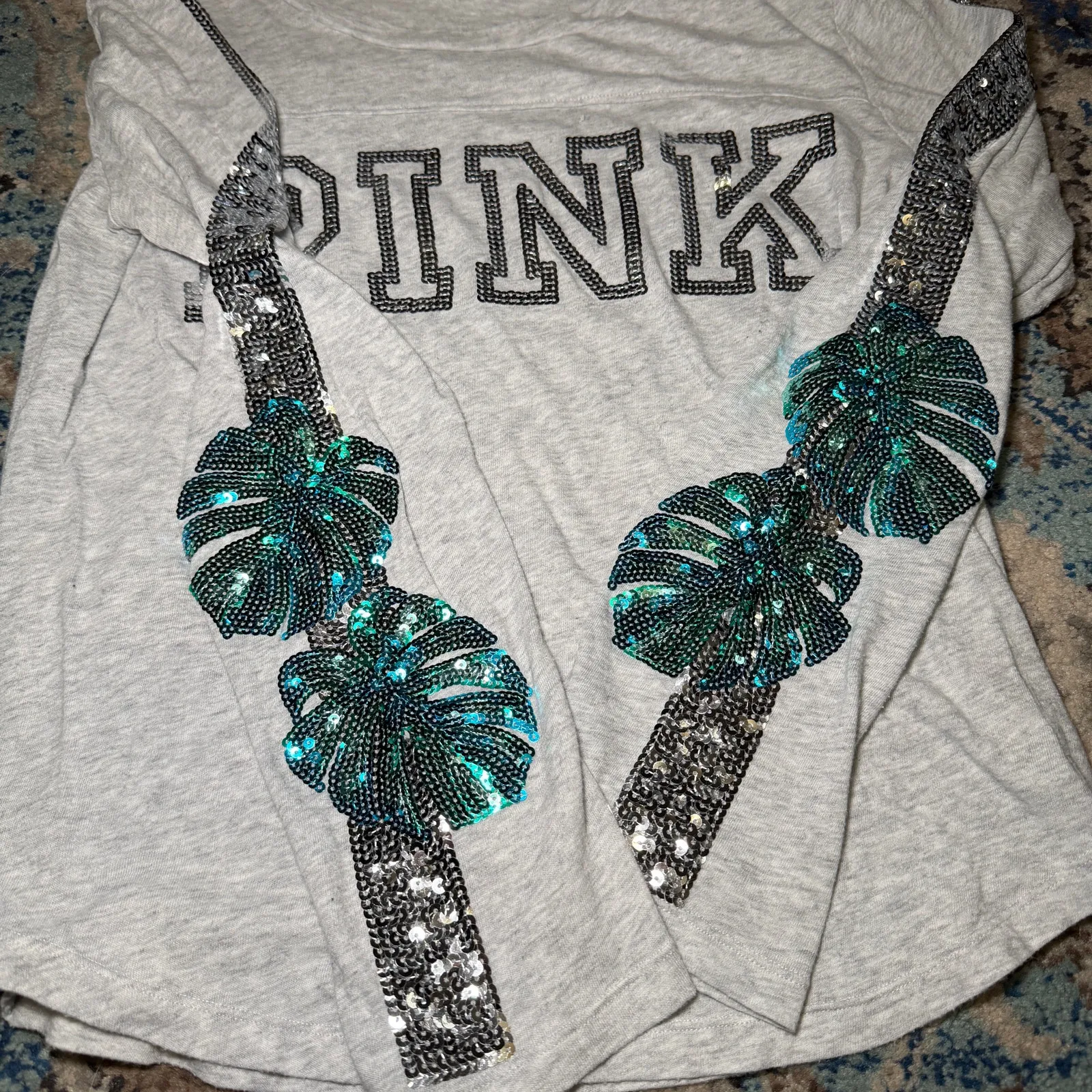 VS Pink Tropical Bling top Gray - Image 2