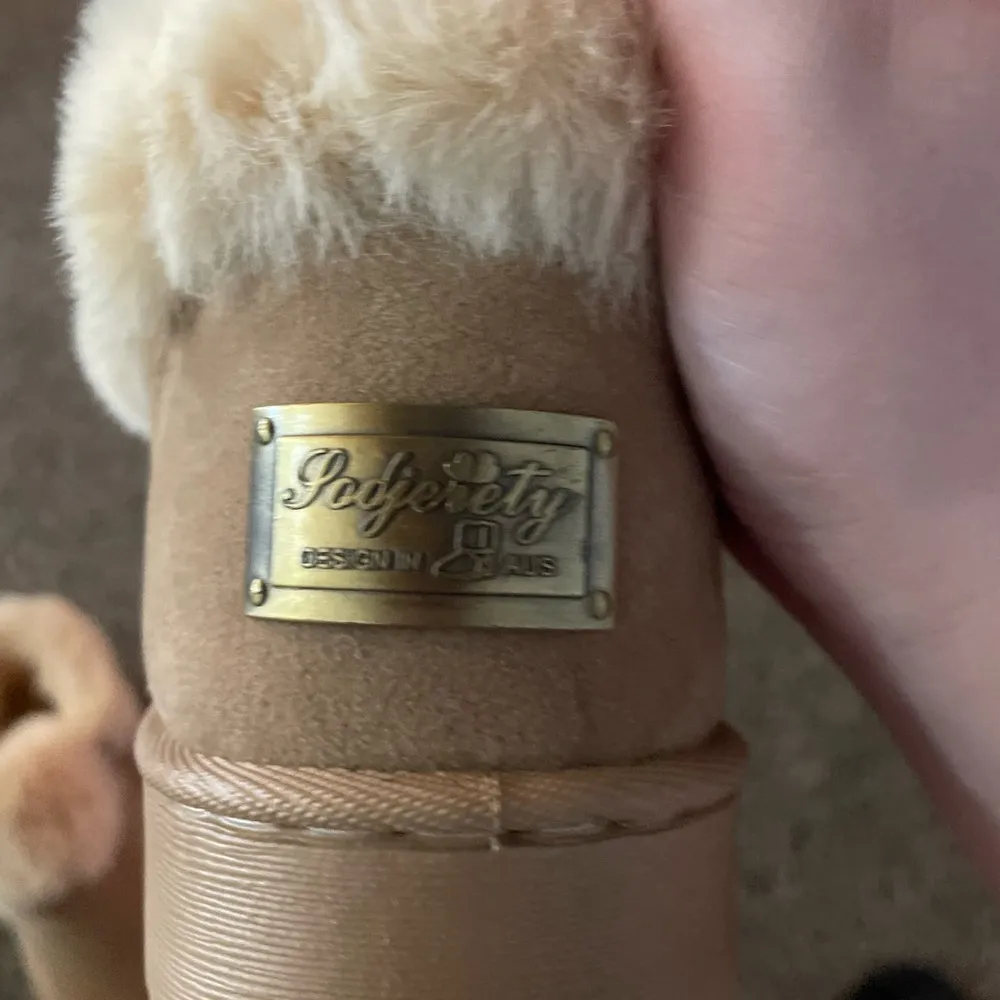 NIB Podjerety Fur Booties Tan Size 8.5 - Image 6