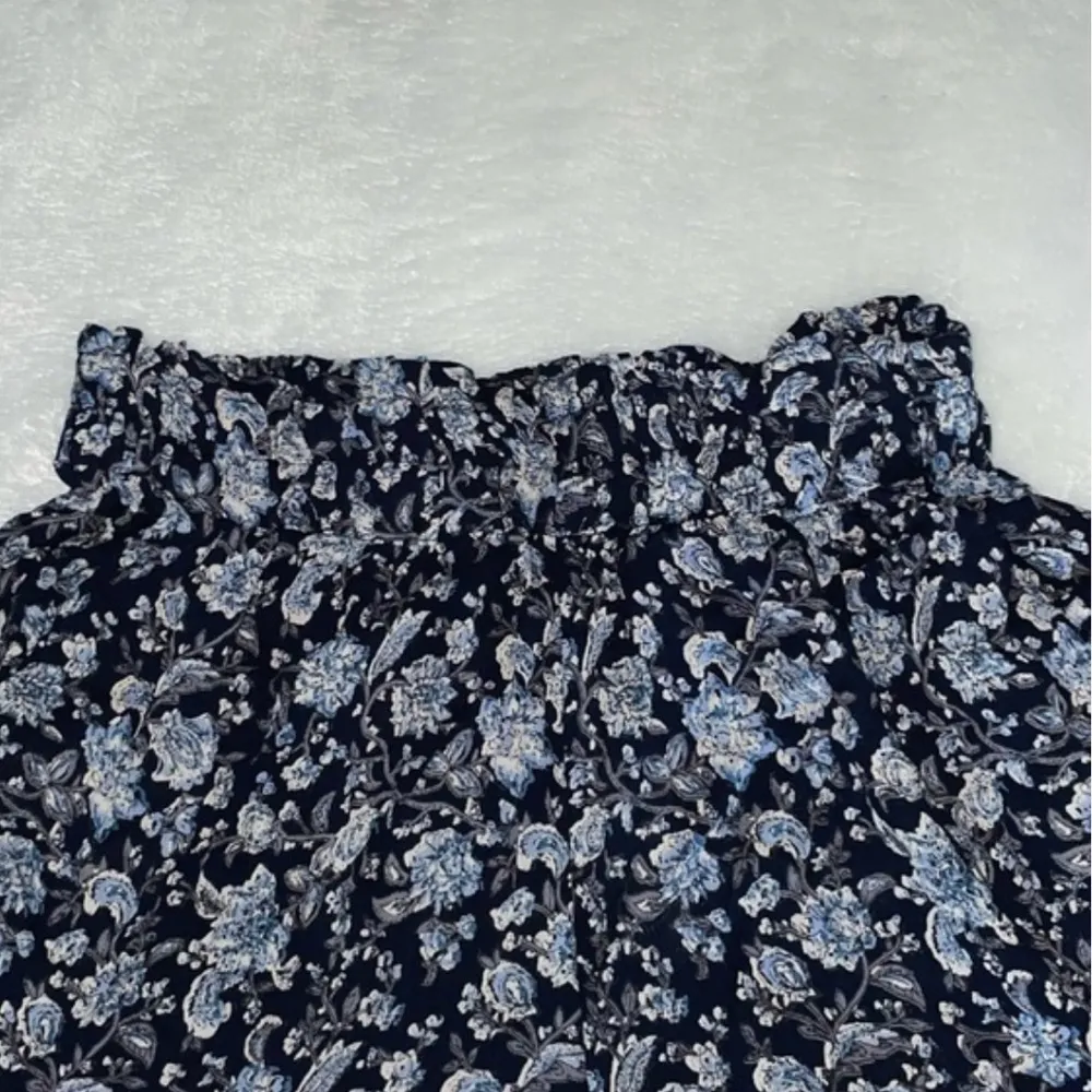 Nwt Angie florence boho shorts women size medium waist blue white flowy @ - Image 4
