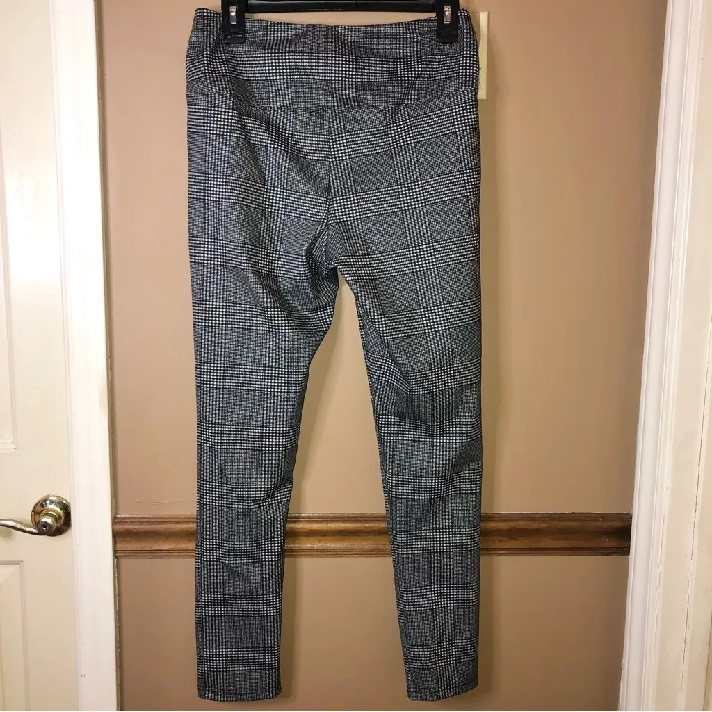 Alexander Jordan Tummy Control Leggings Plaid Leggings Black‎ Grey Size Medium Black - Image 2