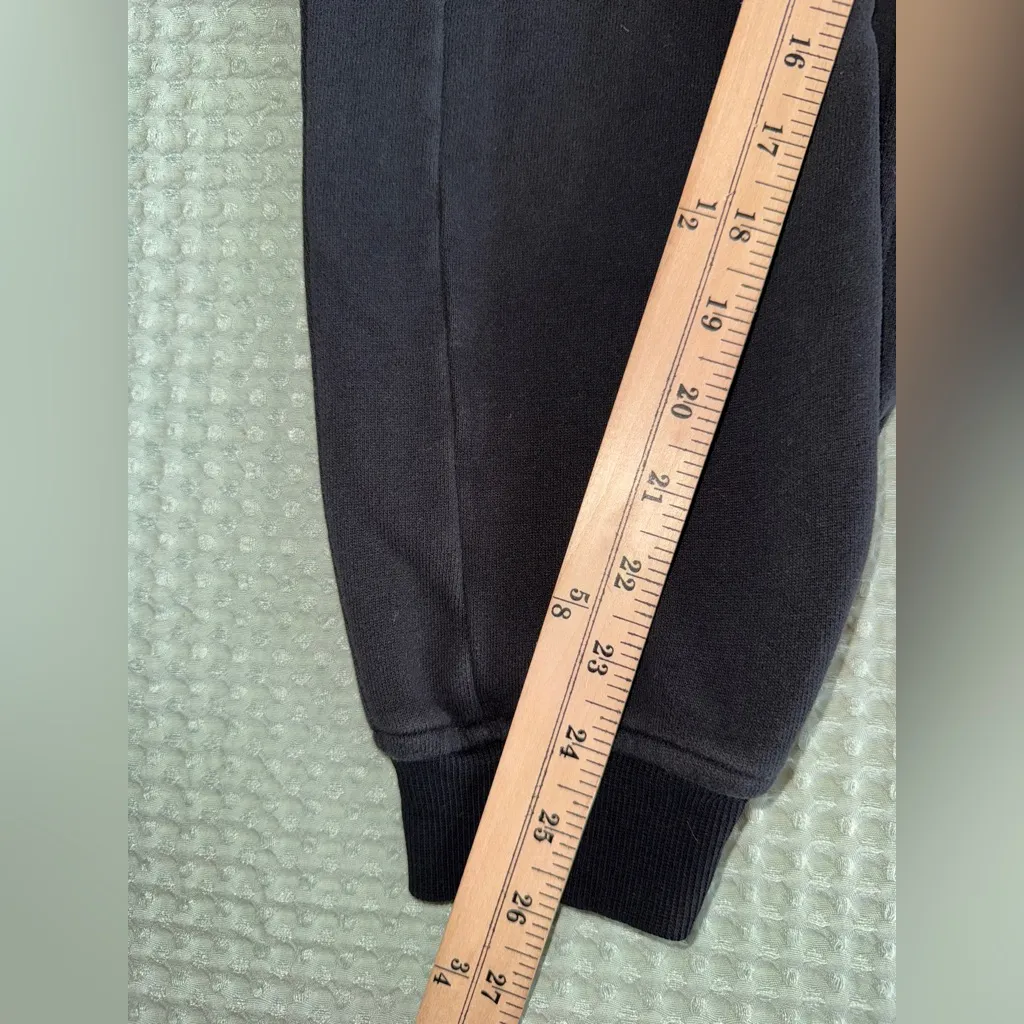 Lululemon scuba joggers
Size 4 - Image 2
