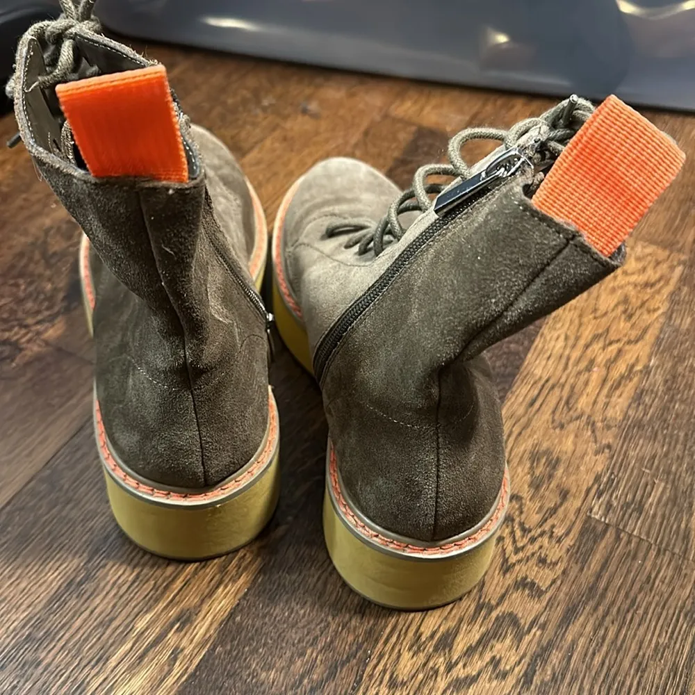 Urban Outfitters Hunter Green Platform Lace Up Boots - Image 5