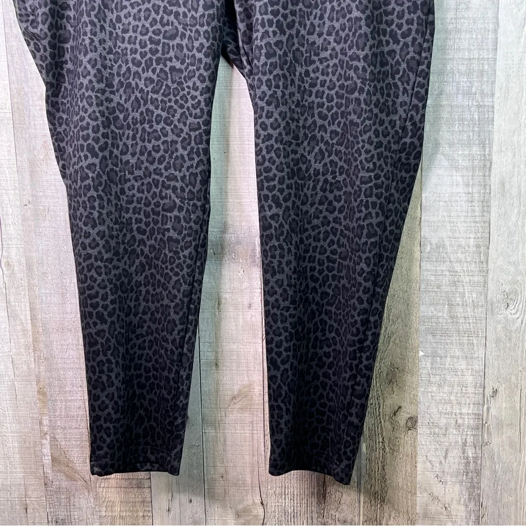 Avenue Size 22/24 Average Animal Print Cropped Leggings Black Gray Brown - Image 4
