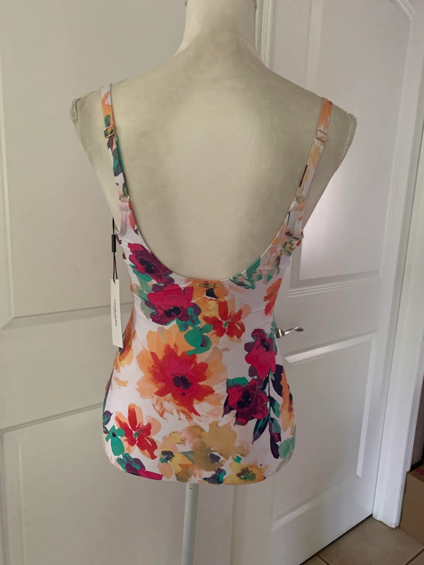 Women's White Floral  Full Coverage One Piece Swimsuit - Image 10