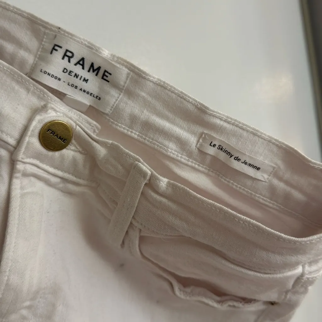 FRAME White Le Skinny De Jeanne - Frayed Hem Skinny Jean - Image 11