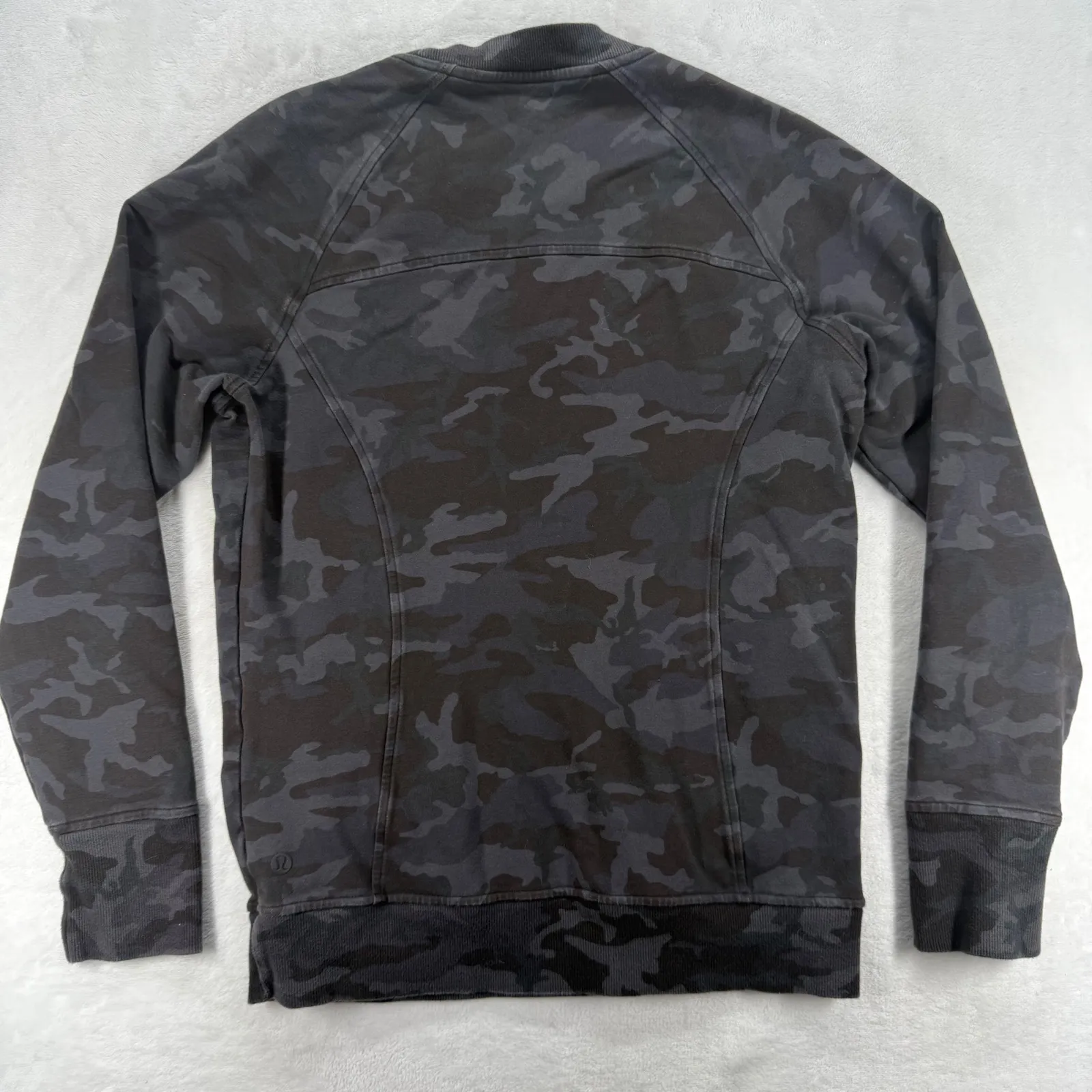 Lululemon Scuba Crew Incognito Camo Pullover‎ Sweatshirt Athleisure Top Size 6 - Image 5