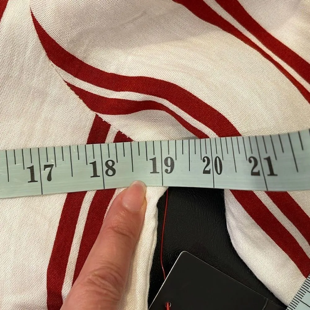 Lumiere Womens Long Sleeve V Neck Blouse Top Vertical Stripe White Red Small NWT - Image 8