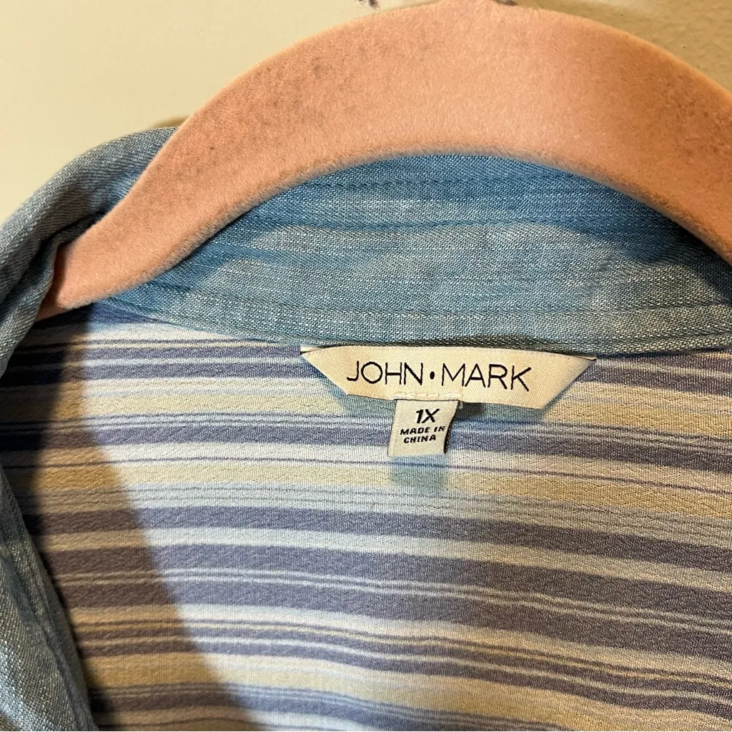 John Mark Women’s Blue Embroidered Floral Button Down Mixed Print Top 1X - Image 3