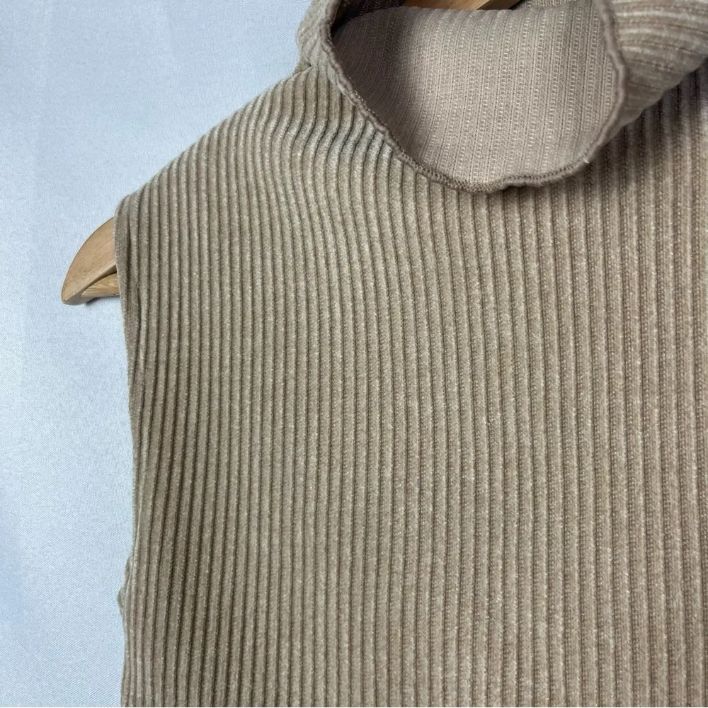 Storets Veronica Beige Ribbed Turtleneck Cropped Tank Top S/M - Image 24