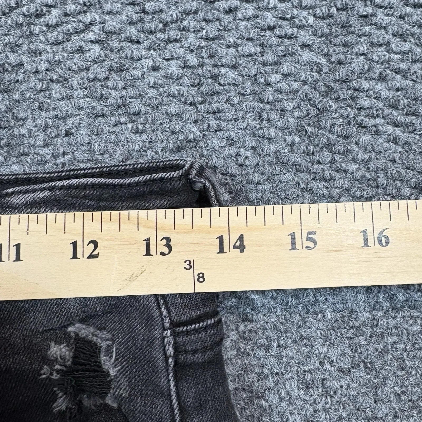 Risen Womens Jeans Size 5/27 BLACK STRAIGHT LEG Distressed JEANS - Image 5