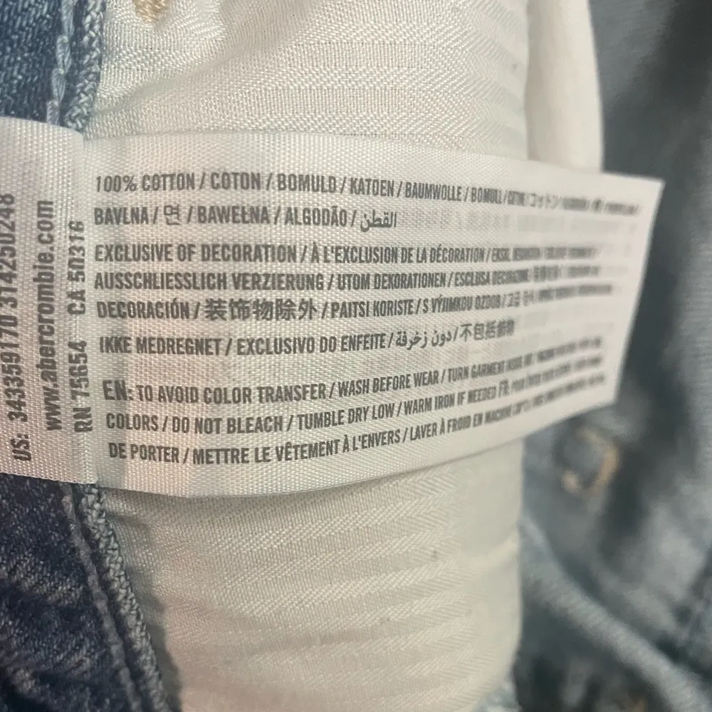 American Eagle Blue Denim Mini Skirt Size 1 / 25 Raw hem 100% cotton - Image 7