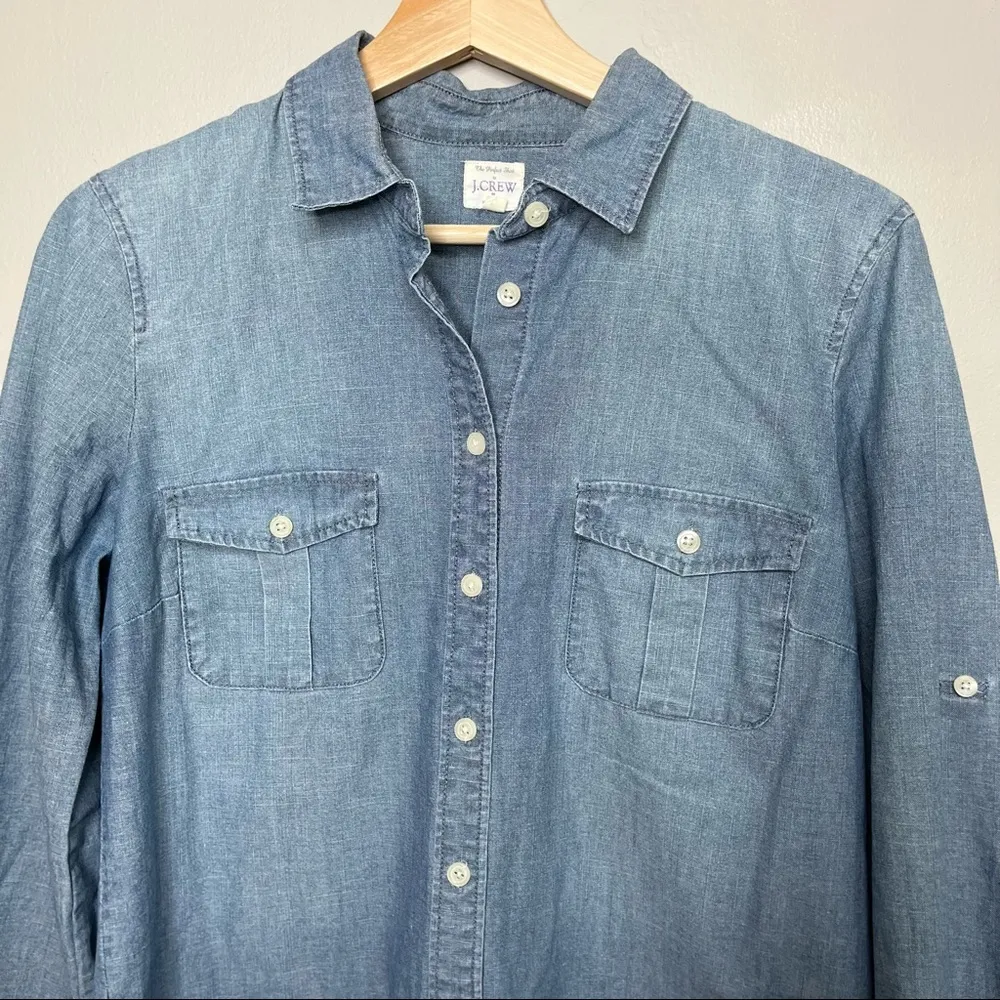 J.Crew Denim Button Down Long Sleeve Shirt Top Size Small - Image 2