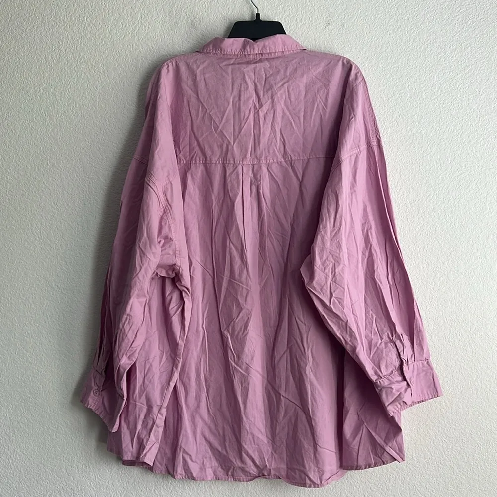 Cotton On Curve Dad Shirt in Soft Iris/Pink Shirt, NWT, Size 20-22 - Image 4