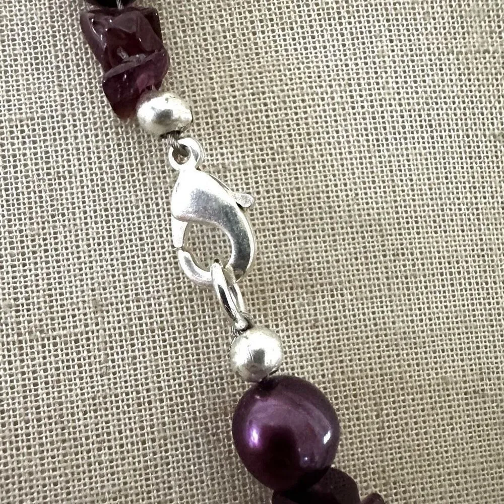 Garnet dyed pearl necklace - Image 6