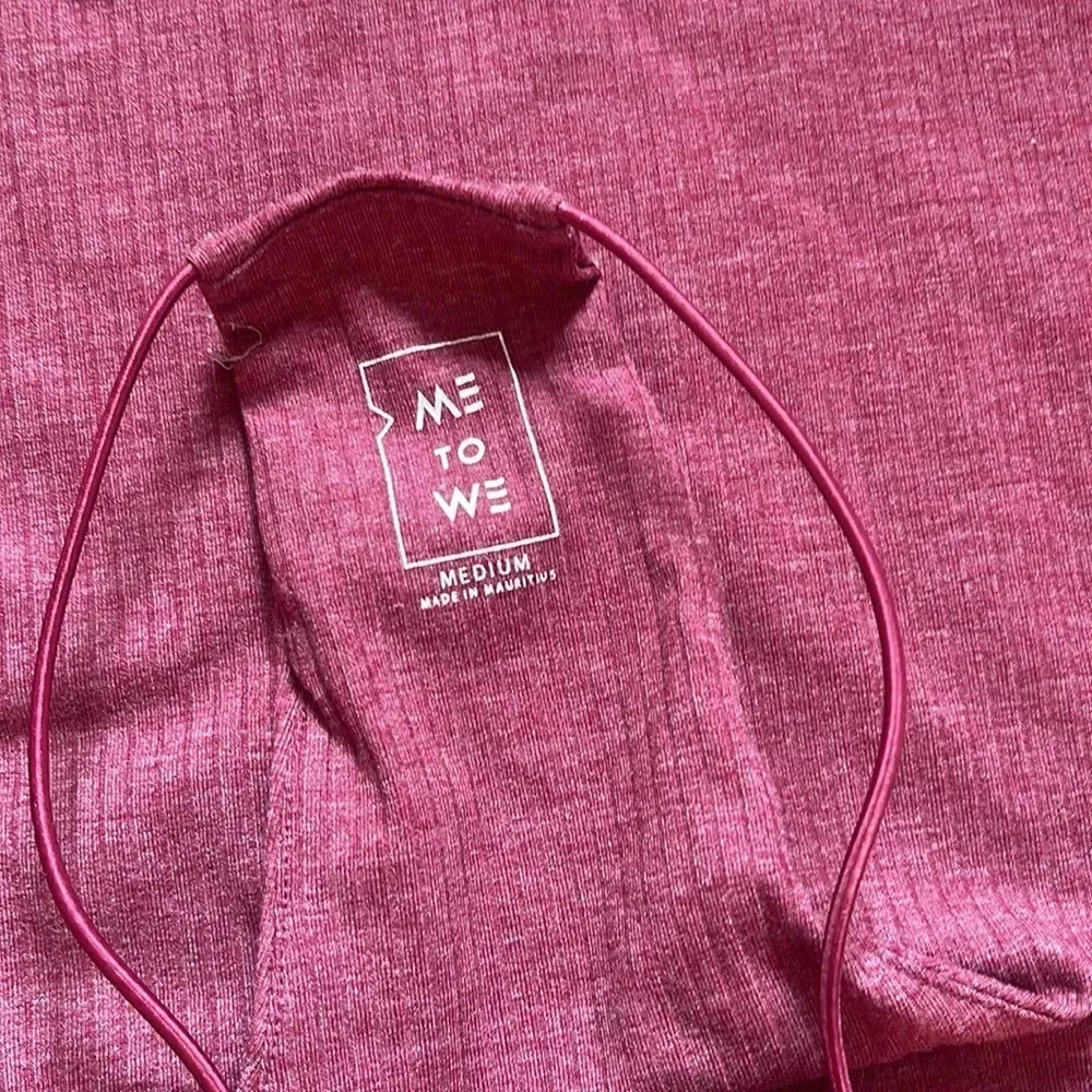 Me to Me slight crop tank top, medium - Image 3