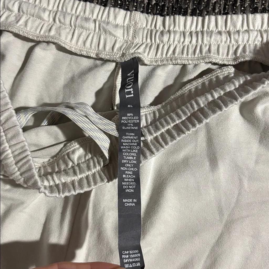 Vuori Villa Cargo Jogger - Image 5