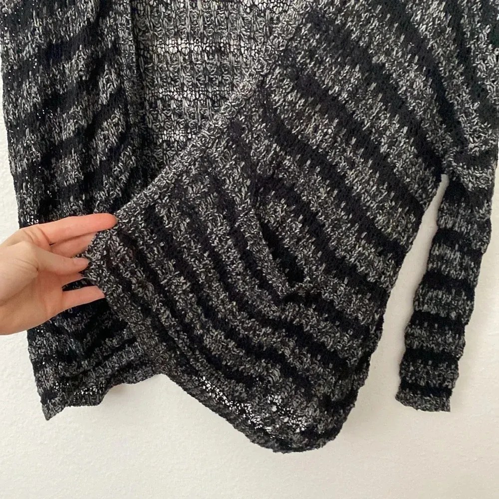 Free People XS Last Night Linen Blend Black and White Knit Cardigan - Image 7