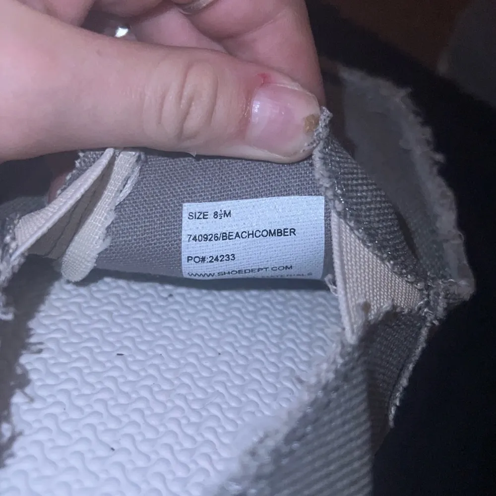 Maui island slip ons - Image 4