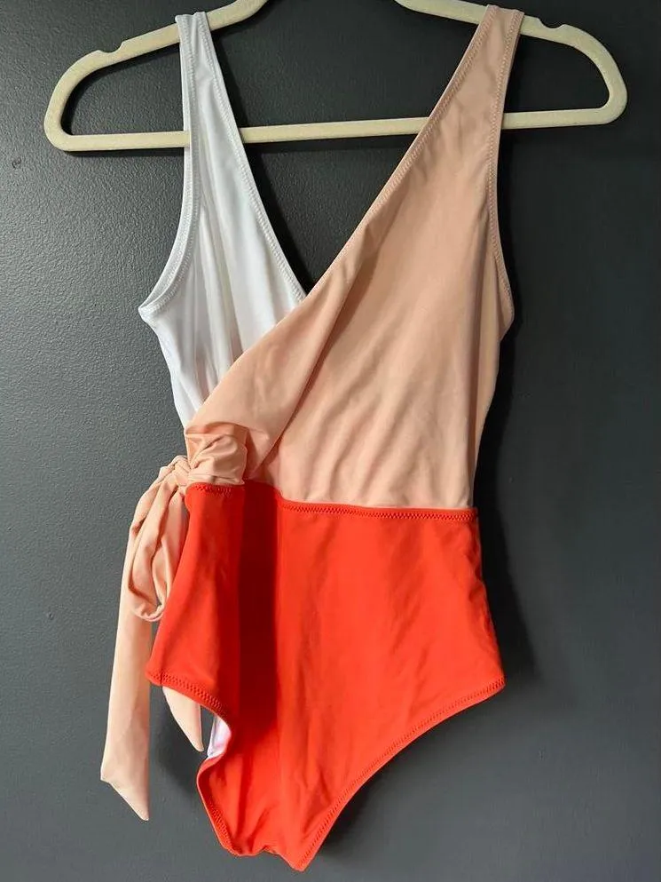 Cupshe Small One Piece Swimsuit - Image 3