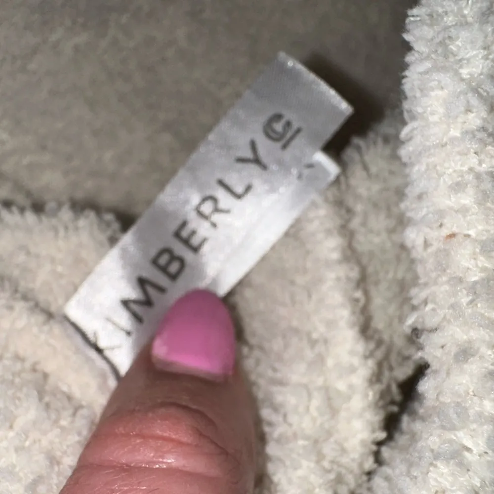 Kimberly C Cozier Than Ever Cropped Tank and Shorts Lounge Set Size XL - Image 10