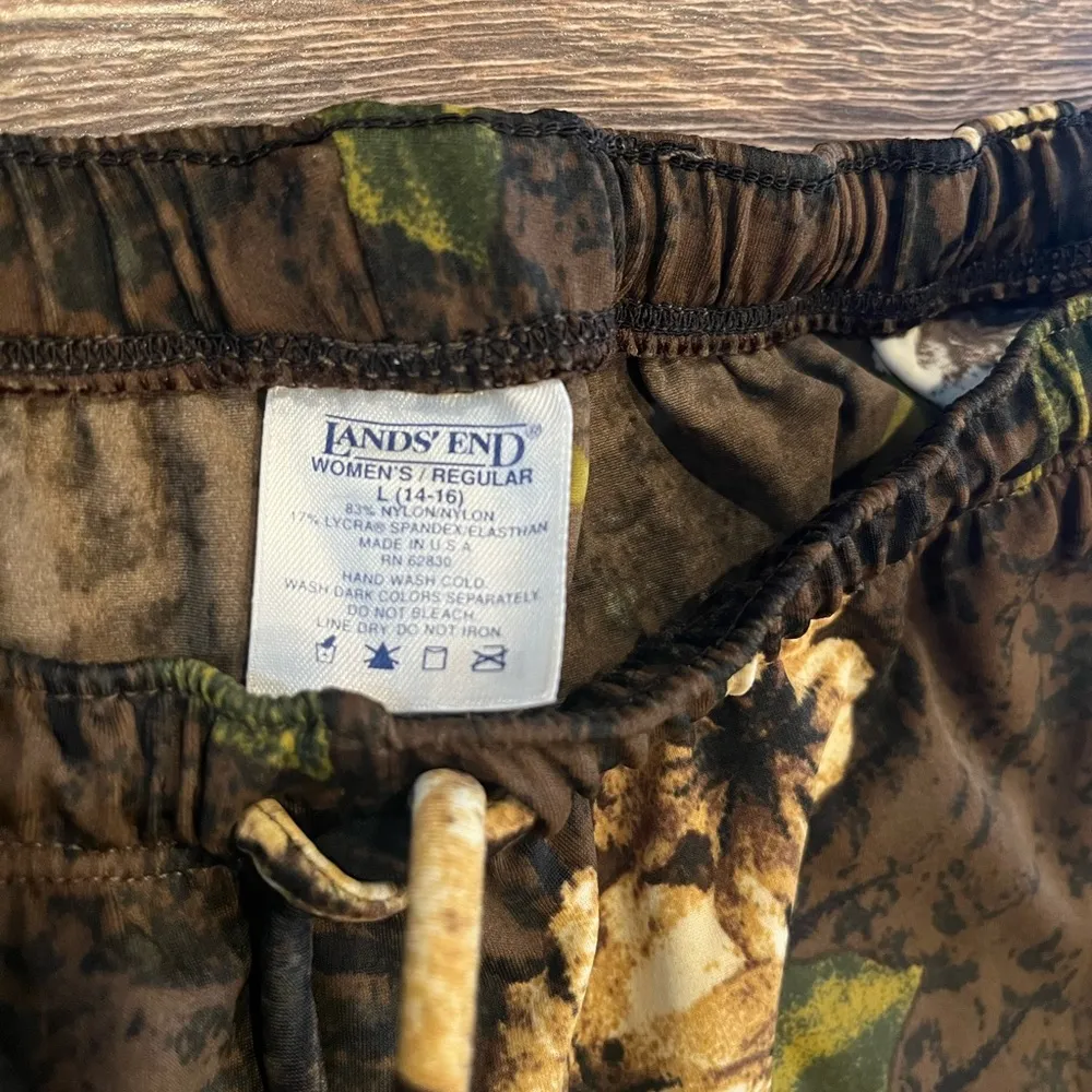 Hawaiian print shorts Size L - Image 4