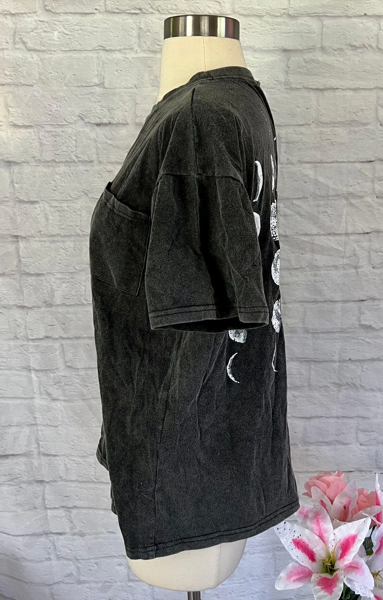 Retro Moon Phases Tee - Image 4