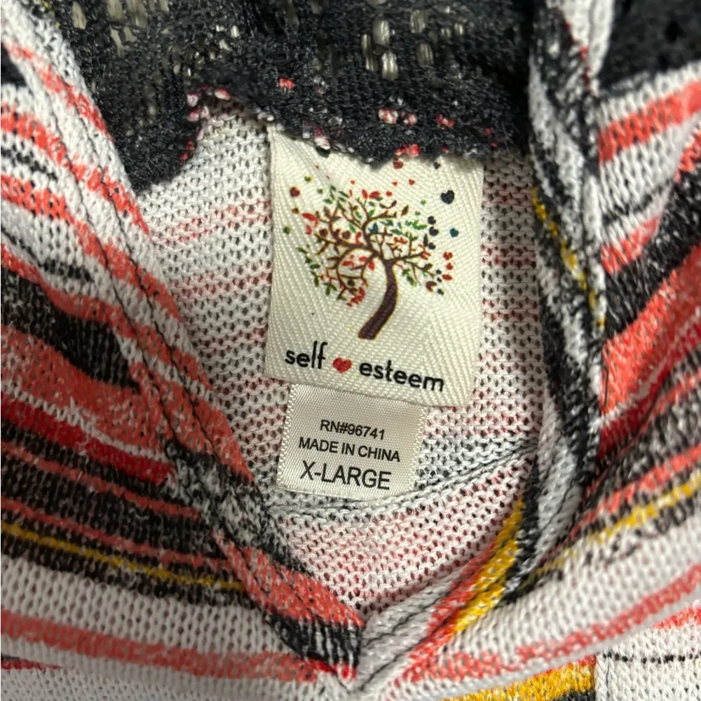 Self Esteem XL Boho Style Top pit to pit is 18, length is 24 - Image 2