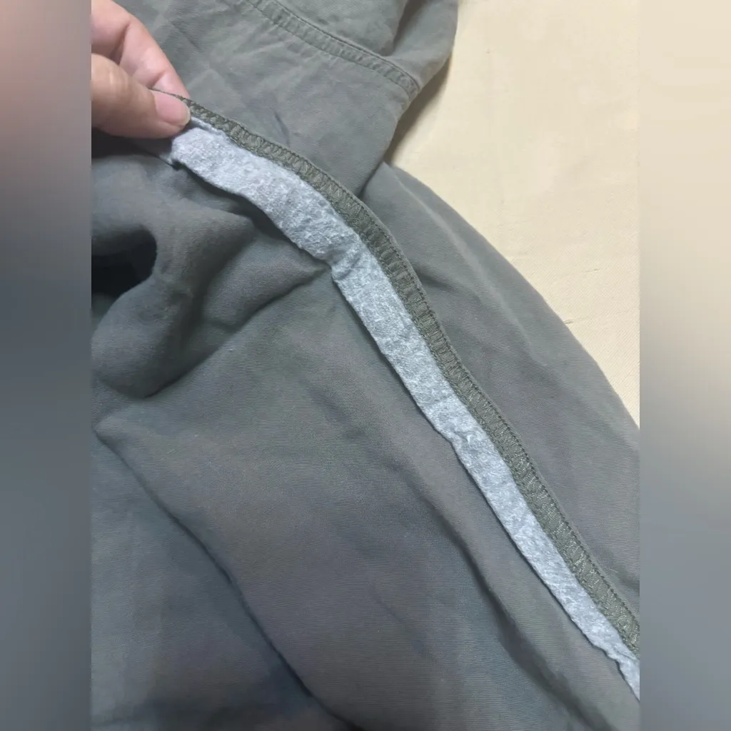 American Eagle Short Sleeve Shirt Women Button Down Top M Linen Blend Sage Green - Image 14