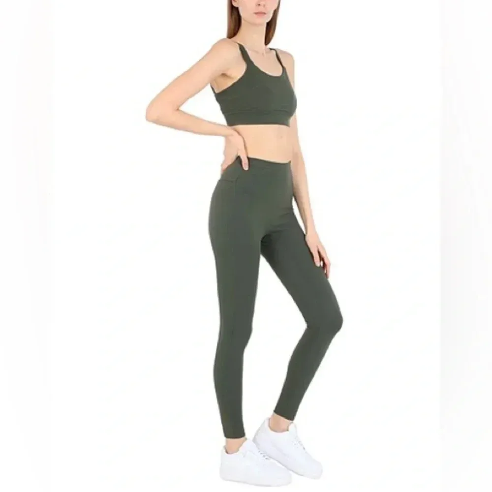aday FULL SET Lighten Up Sports Bra & Layered Up Thermal Leggings Set Green XS‎ - Image 14
