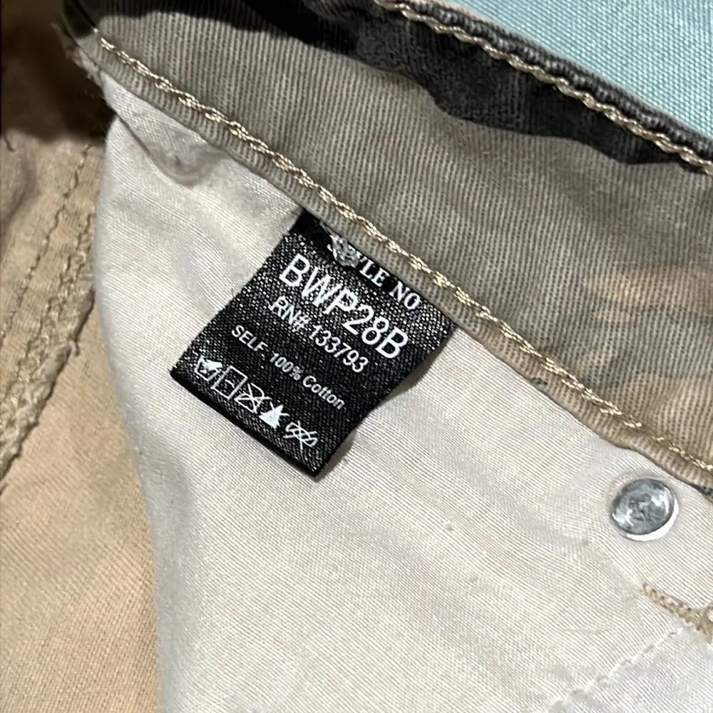 Pol camo shorts Sz Med D29 - Image 9