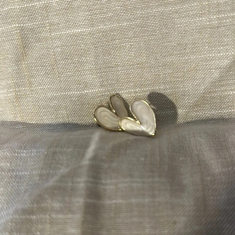 Gold and white enamel earrings - Image 2