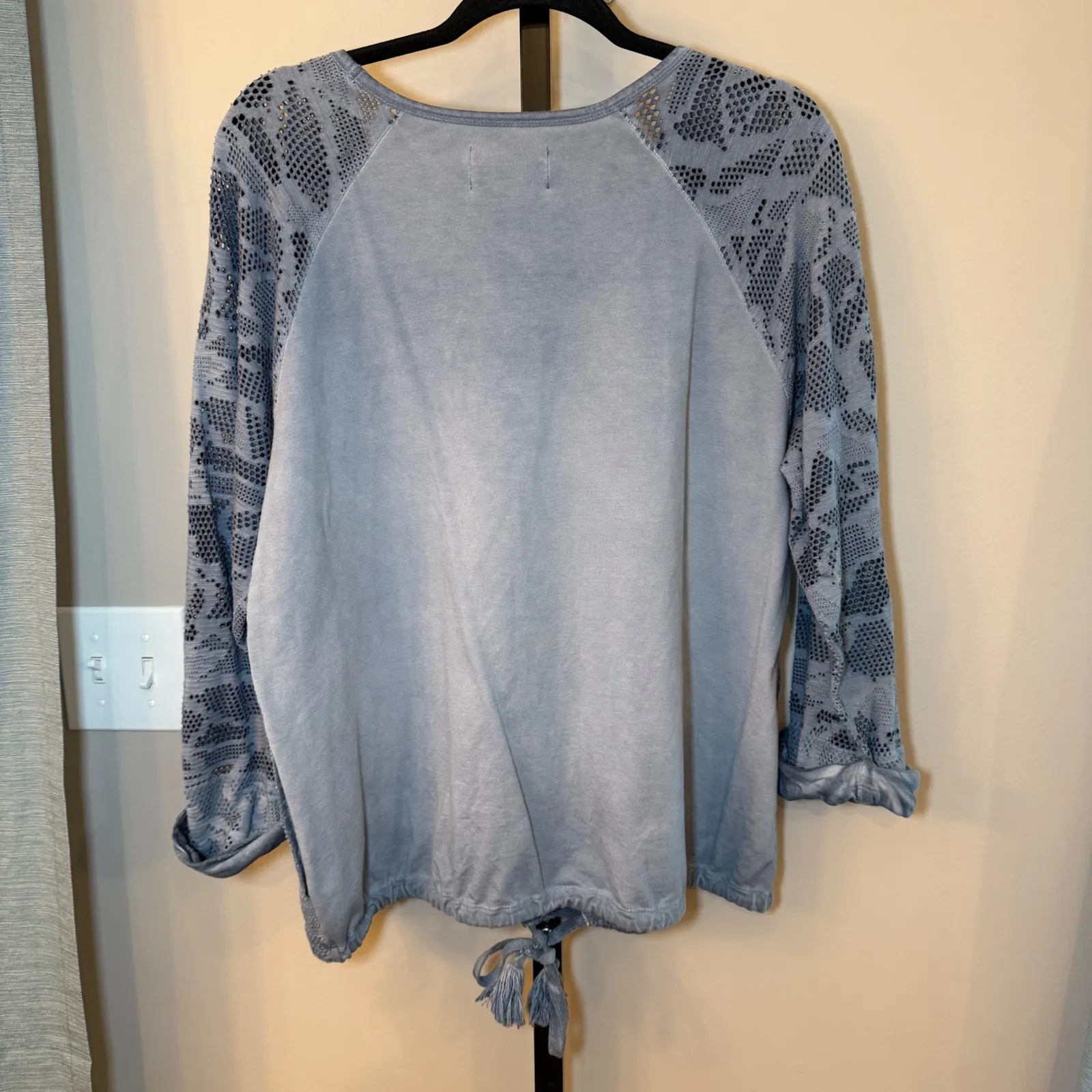 Anthropologie Saturday‎ Sunday Laser Cut Rolled Sleeve Pullover Blue Size Medium - Image 3